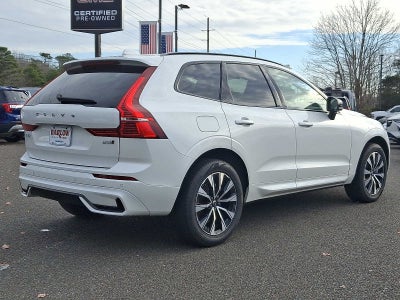 2024 Volvo XC60 Core Dark Theme