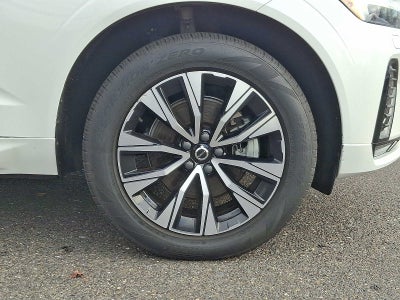 2024 Volvo XC60 Core Dark Theme